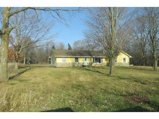 9271 E Mead Rd, Elsie, MI 48831