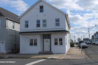 519 Roosevelt Ave, Carteret, NJ 07008