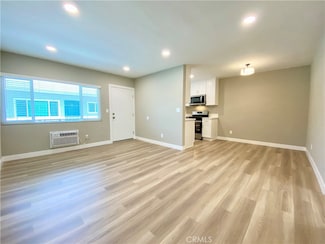 455 W Dryden St Unit 23, Glendale, CA 91202