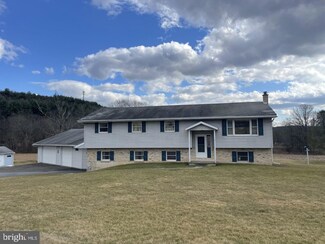 1047 Molasses Valley Rd, Kunkletown, PA 18058