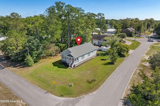 982 Charlotte Ave SW, Calabash, NC 28467