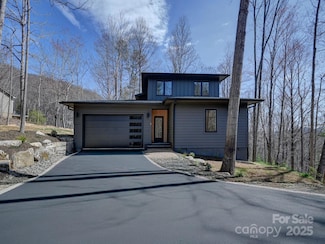 3 Pheasant Dr, Fairview, NC 28730