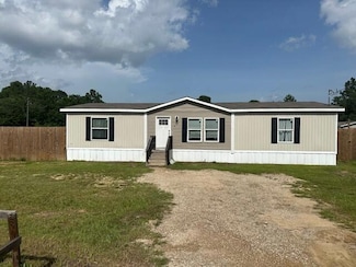 505 Woodlands Blvd, Defuniak Springs, FL 32433