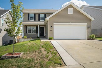 2668 Winding Valley Dr, Fenton, MO 63026