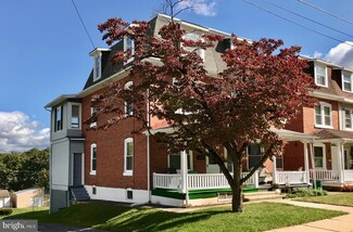 31 E Broad St, Reading, PA 19607