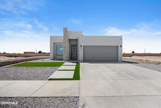 908 Sandhurst Place, El Paso, TX 79928