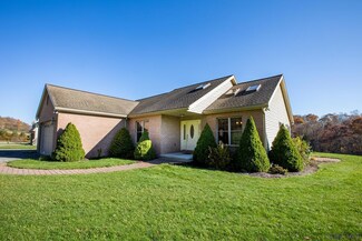 1981 Casselman Rd, Rockwood, PA 15557