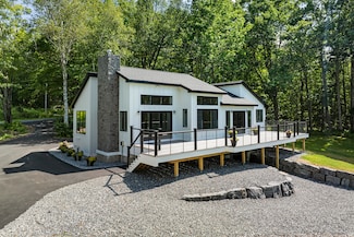 862 W Neck Rd, Nobleboro, ME 04555