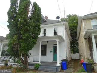 118 S Queen St, Shippensburg, PA 17257