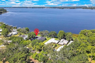 550 George St S, Tarpon Springs, FL 34688