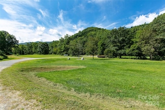 141 Parker Rd Unit 4, Canton, NC 28716