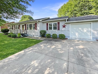 85 Joseph Ave, Cecilia, KY 42724