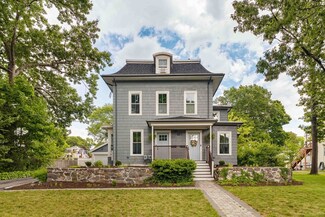 52 Maple St Unit 1, Hyde Park, MA 02136