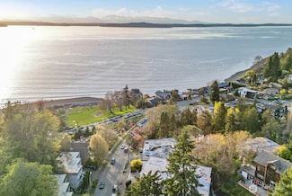 7013 Seaview Terrace SW, Seattle, WA 98136