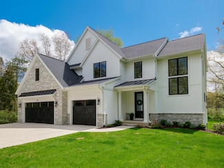 7211 W R Ave, Kalamazoo, MI 49009