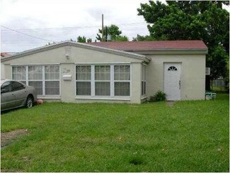 1455 NE 175th St, North Miami Beach, FL 33162