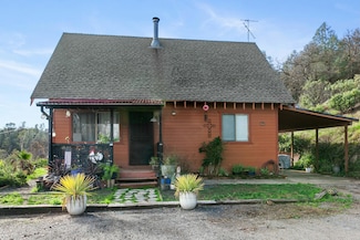 21895 Elk Trail W, Redding, CA 96003