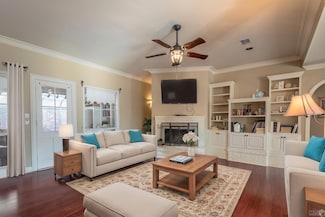 1223 E Stanwick Place, Baton Rouge, LA 70810