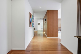 475 Park Ave Unit 15A, New York, NY 10022