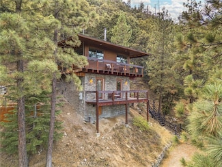 1317 Zermatt Ct, Pine Mountain Club, CA 93222