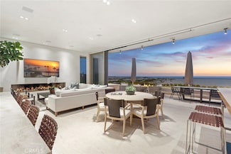 2108 E Oceanfront, Newport Beach, CA 92661