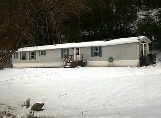 136 Railroad St, Williamstown, VT 05679