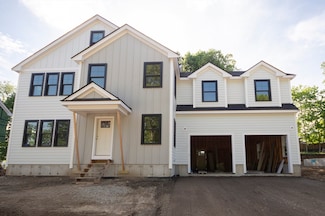 19 Brothers Way, Norwood, MA 02062