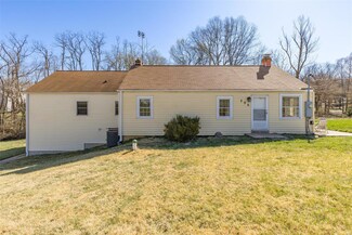 296 Bowles Ave, Fenton, MO 63026