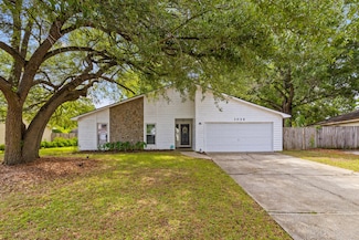 1024 Willowood Ave, Goose Creek, SC 29445