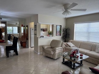 65 Lyndhurst C, Deerfield Beach, FL 33442
