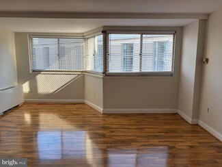 922 24th St NW Unit 814, Washington, DC 20037