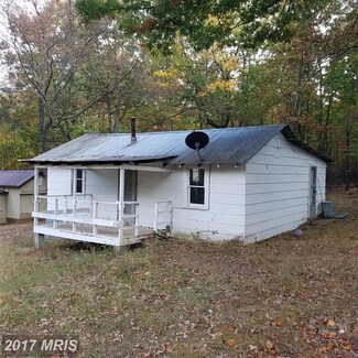 156 Short Mountain Dr, Augusta, WV 26704