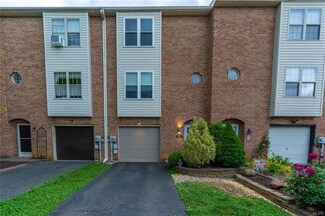 325 W 2nd St, Alburtis, PA 18011