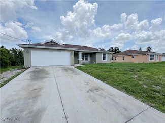 4916 7th St W Unit 6, Lehigh Acres, FL 33971