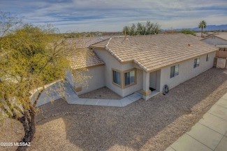 2831 W Medallion Dr, Tucson, AZ 85741