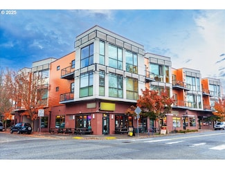 838 SE 38th Ave Unit 209, Portland, OR 97214
