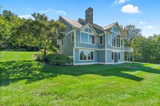 19 Betty Johnson Rd, Jamaica, VT 05343