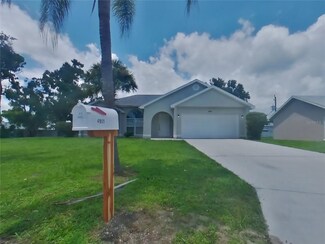 4911 Houle Place, Sarasota, FL 34232