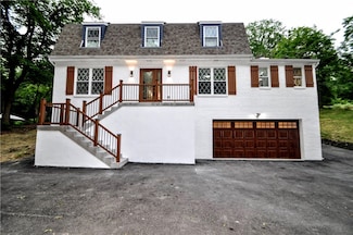1767 Gill Hall Rd, Finleyville, PA 15332