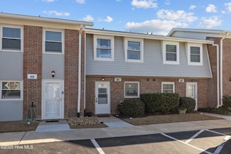 273 Salter Path Rd Unit 5, Atlantic Beach, NC 28512