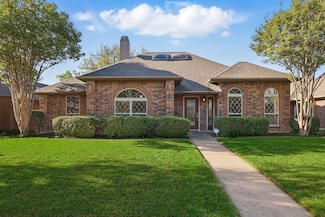 615 Stone Canyon Dr, Irving, TX 75063