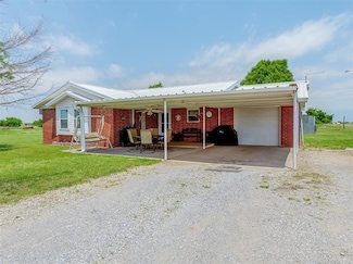 1724 County Road 1220, Tuttle, OK 73089