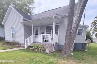 513 W 4th Ave, Lenoir City, TN 37771