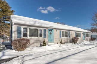 16 High St, Salisbury, MA 01952