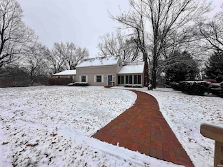 4315 Stringtown Rd, Evansville, IN 47711