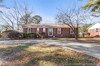 1601 Nutley Dr, Fayetteville, NC 28303