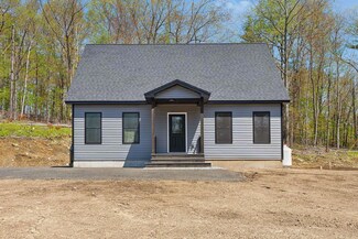 116 Sedgley Rd, Greene, ME 04236