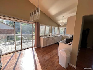 2770 Colonial Way, Bloomfield Hills, MI 48304