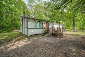 523 County Road 2073, Hull, TX 77564