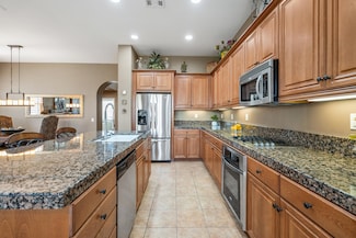 77061 New York Ave, Palm Desert, CA 92211